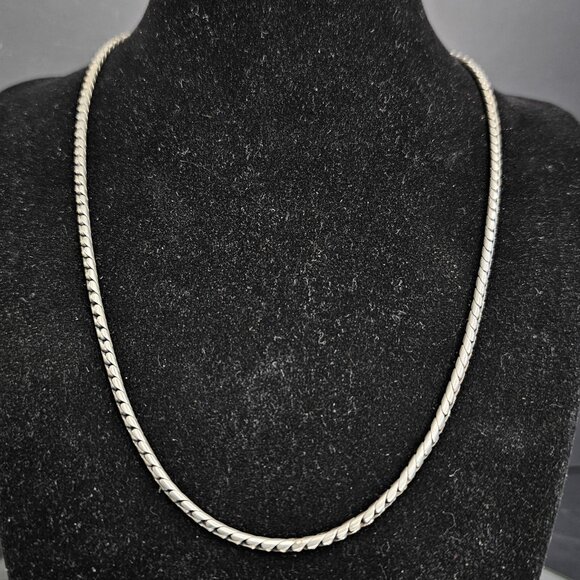 925 Silver Y2K ERA Snakechain Style Necklace 18 Inches Heavy Quality Unisex - Picture 1 of 10
